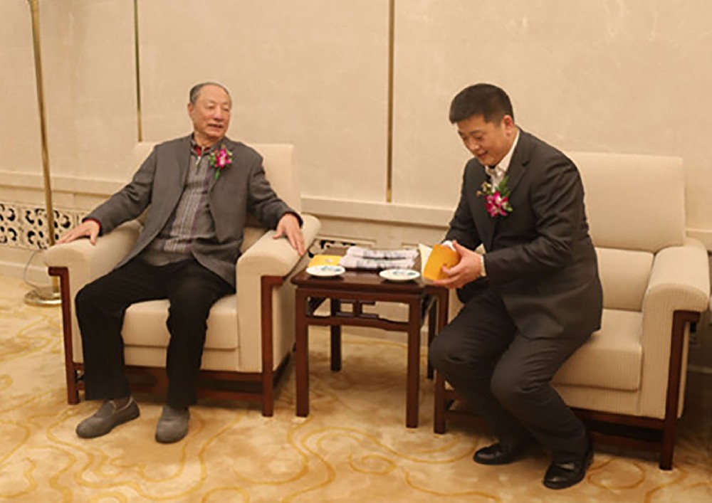 徐瑞新